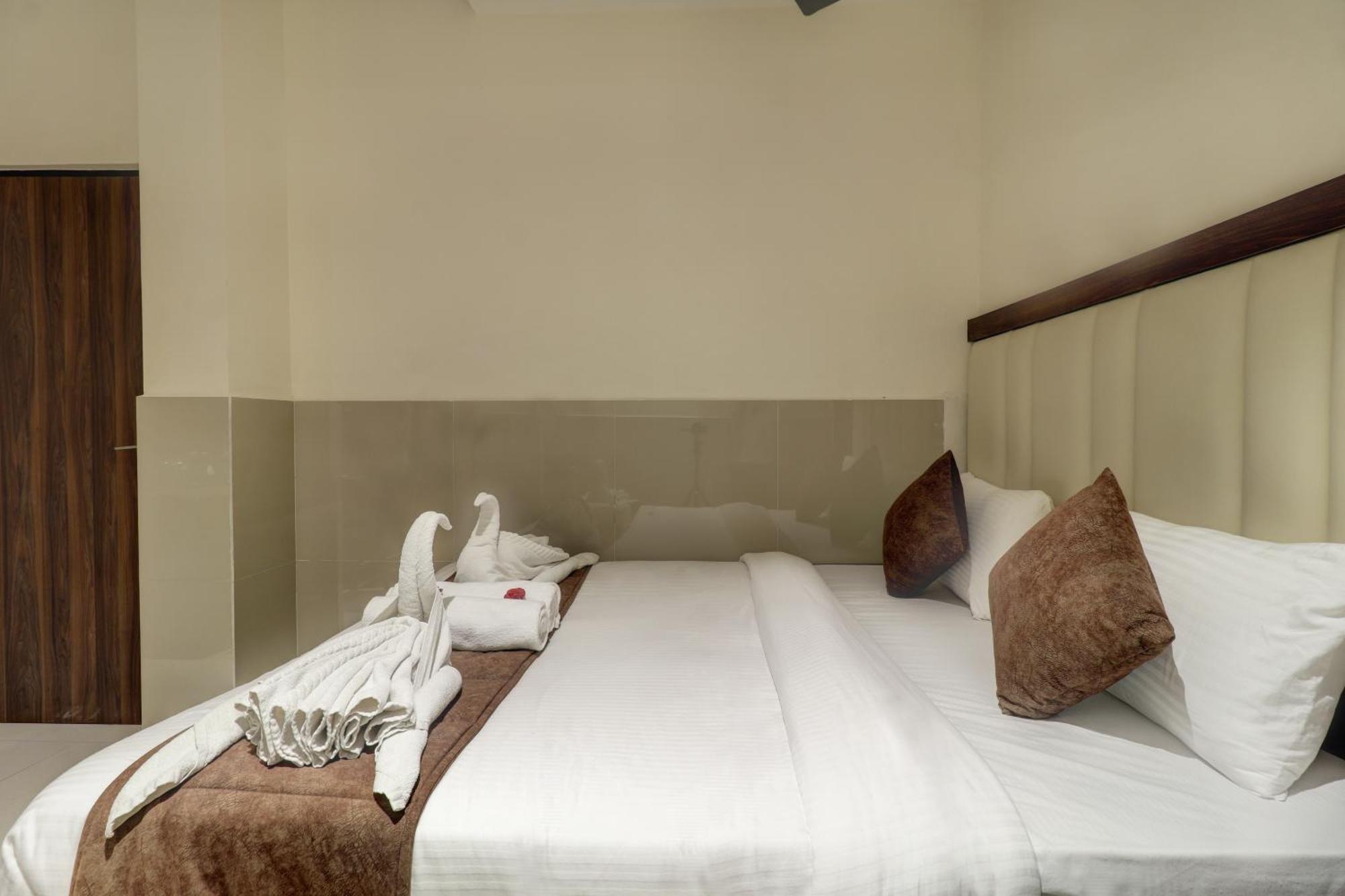 New Parimeet Residency Hotel Navi Mumbai Eksteriør billede