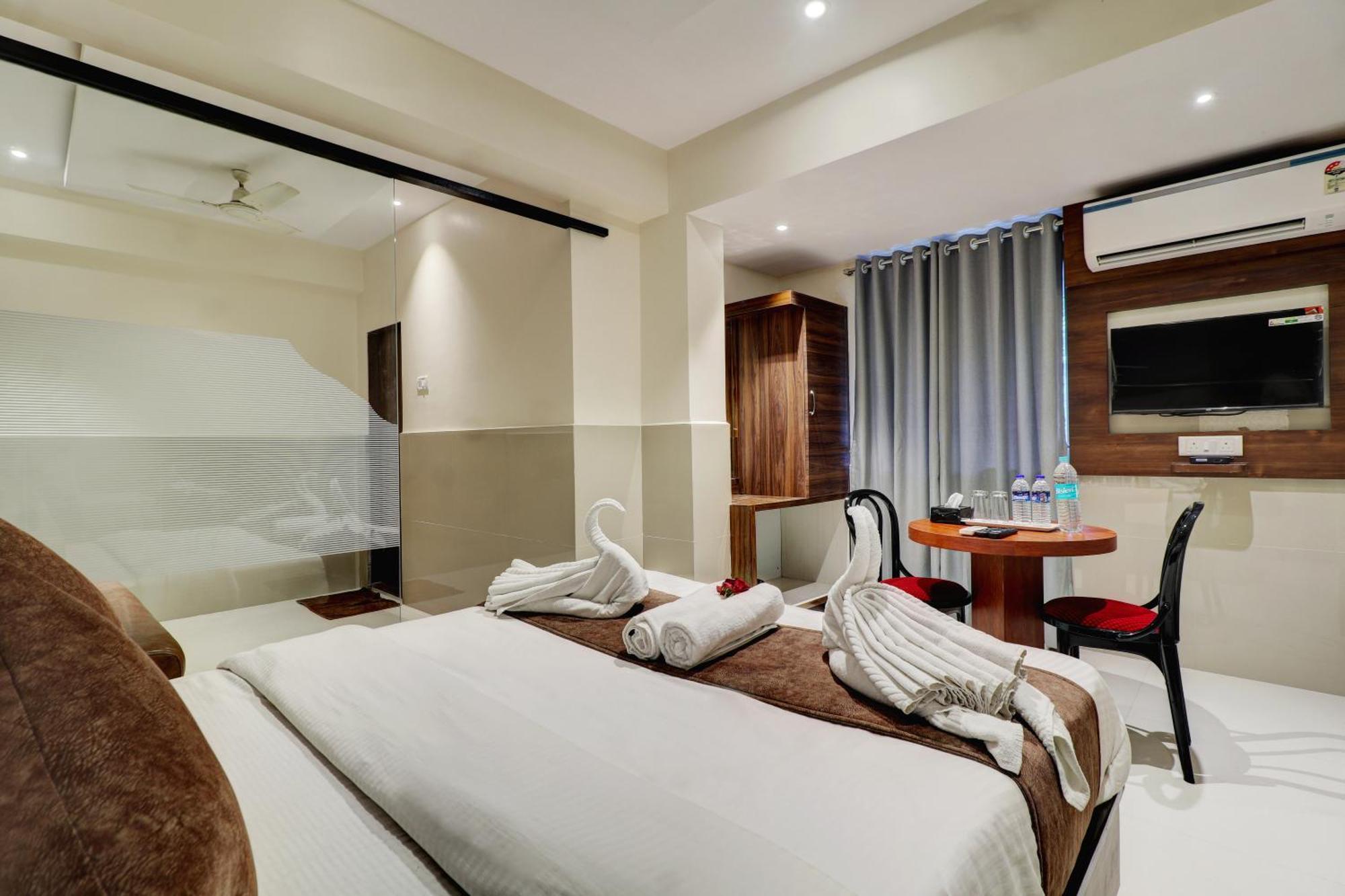 New Parimeet Residency Hotel Navi Mumbai Eksteriør billede