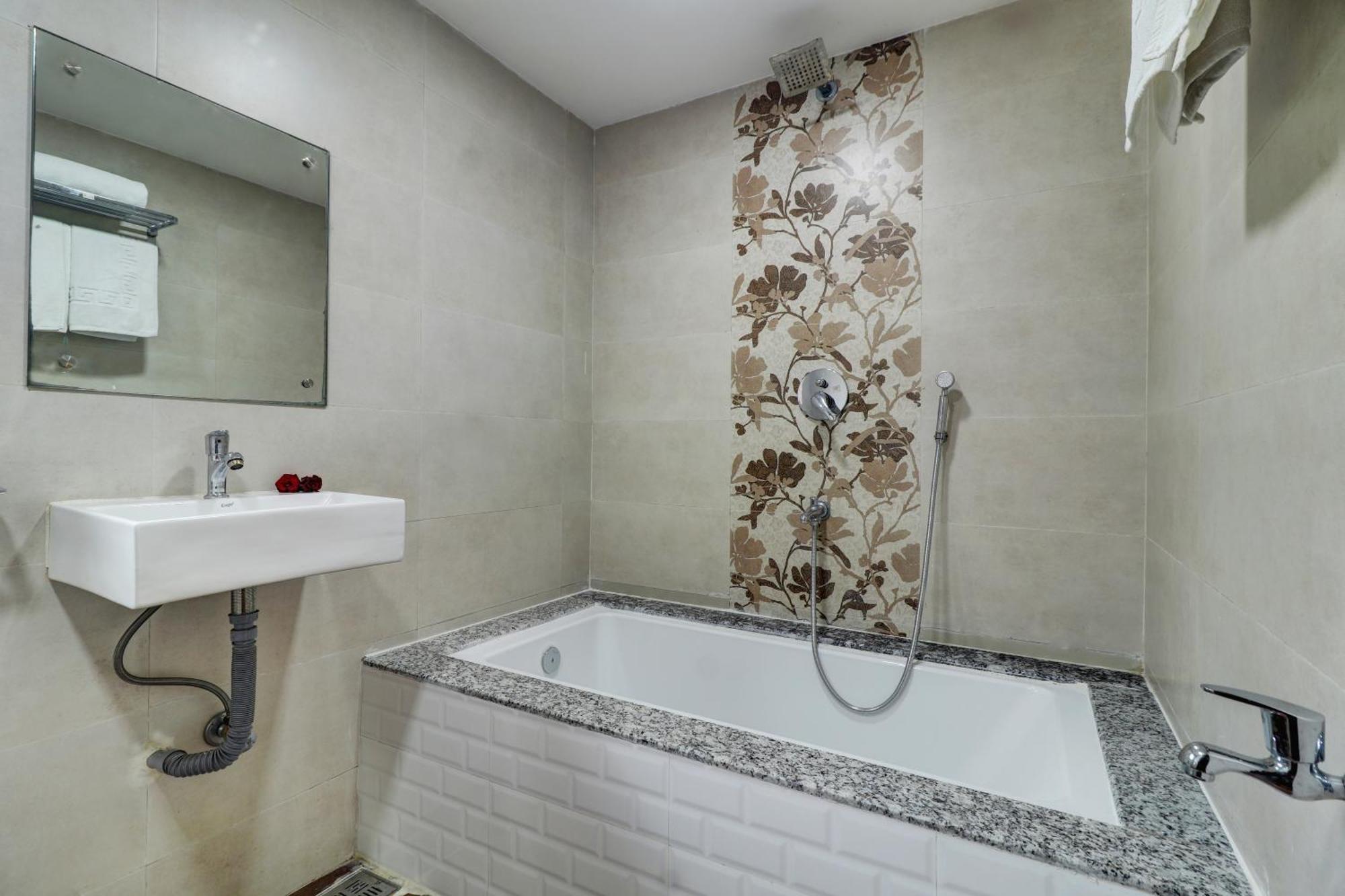 New Parimeet Residency Hotel Navi Mumbai Eksteriør billede