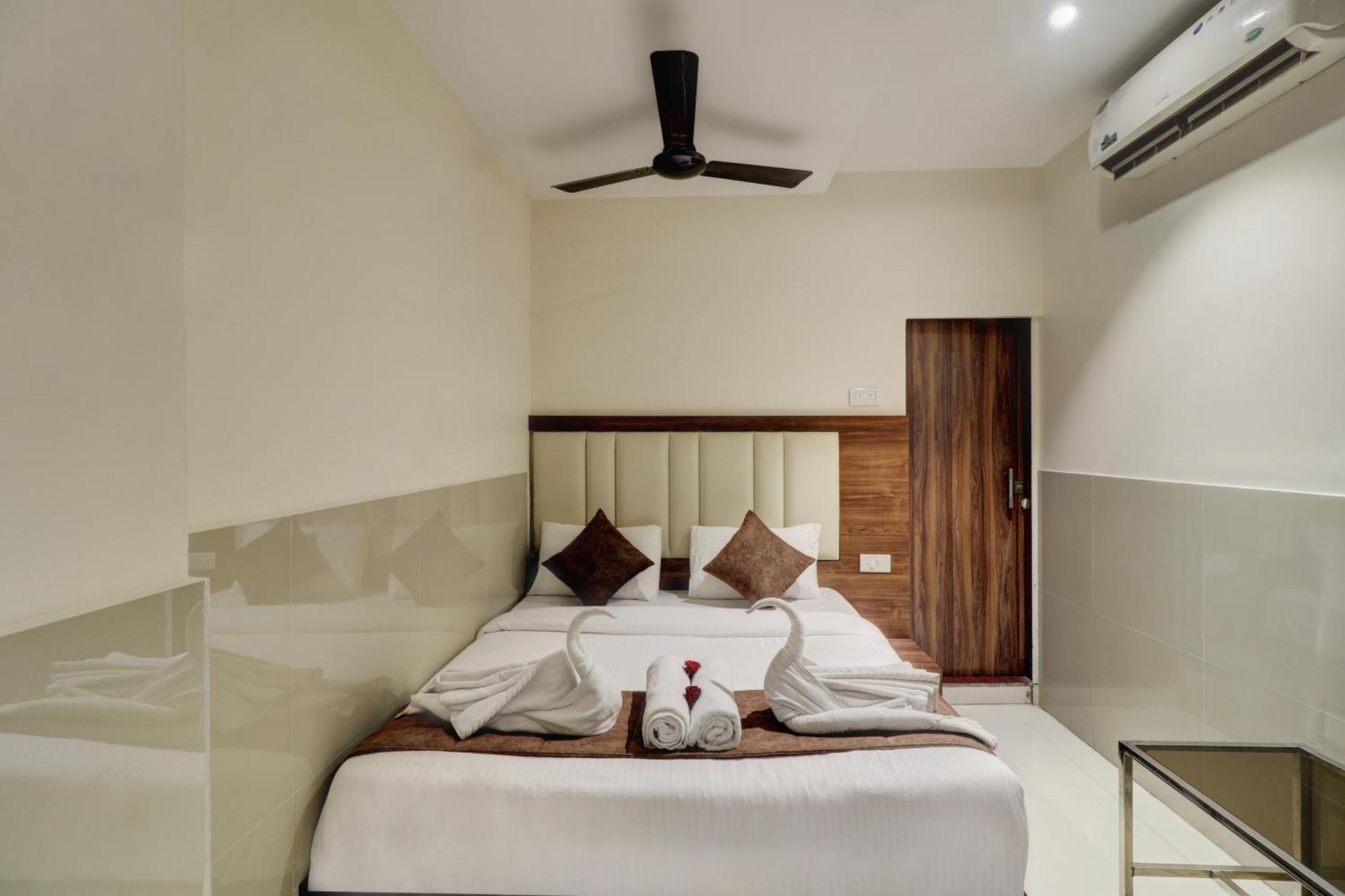 New Parimeet Residency Hotel Navi Mumbai Eksteriør billede