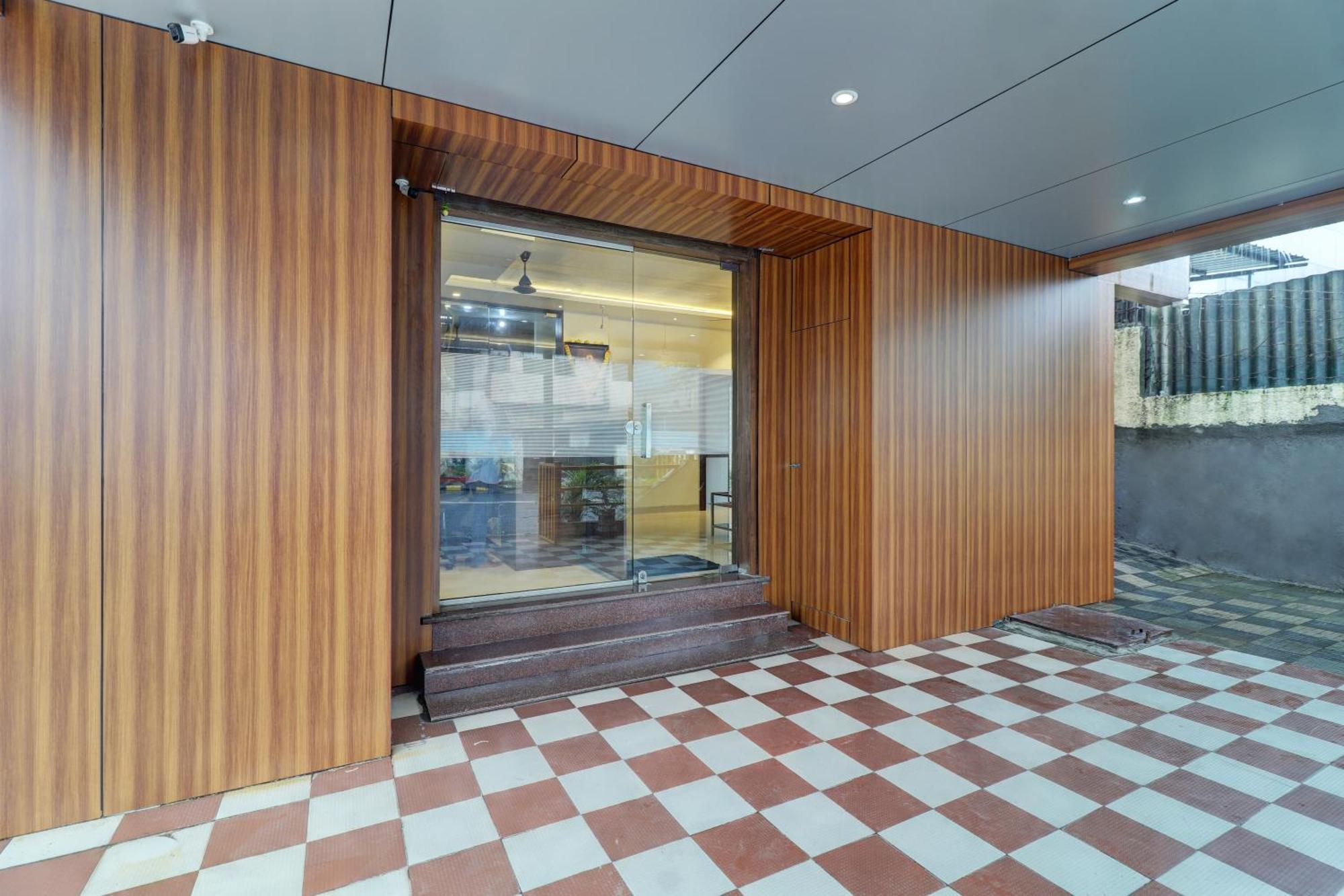 New Parimeet Residency Hotel Navi Mumbai Eksteriør billede