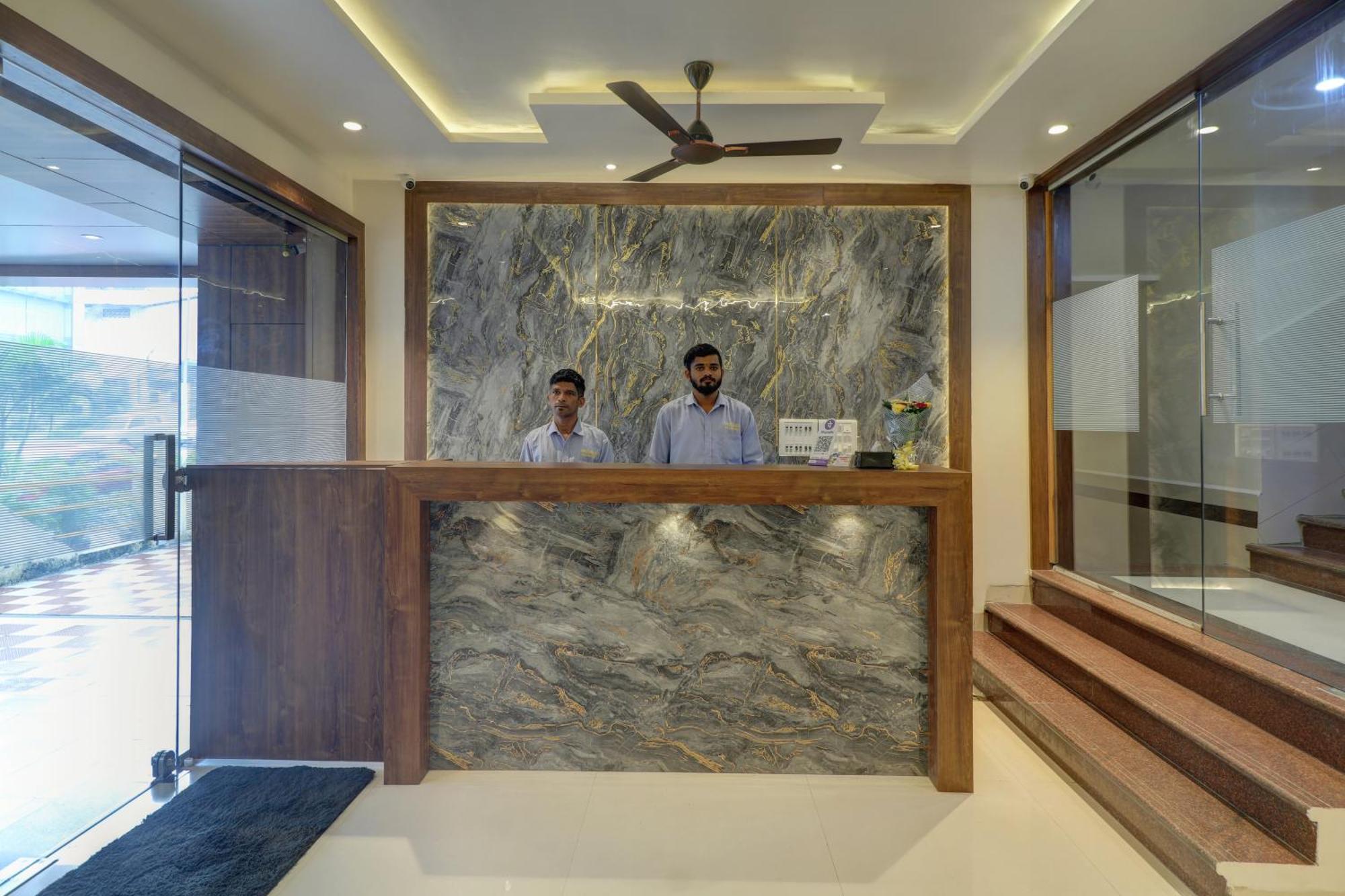 New Parimeet Residency Hotel Navi Mumbai Eksteriør billede