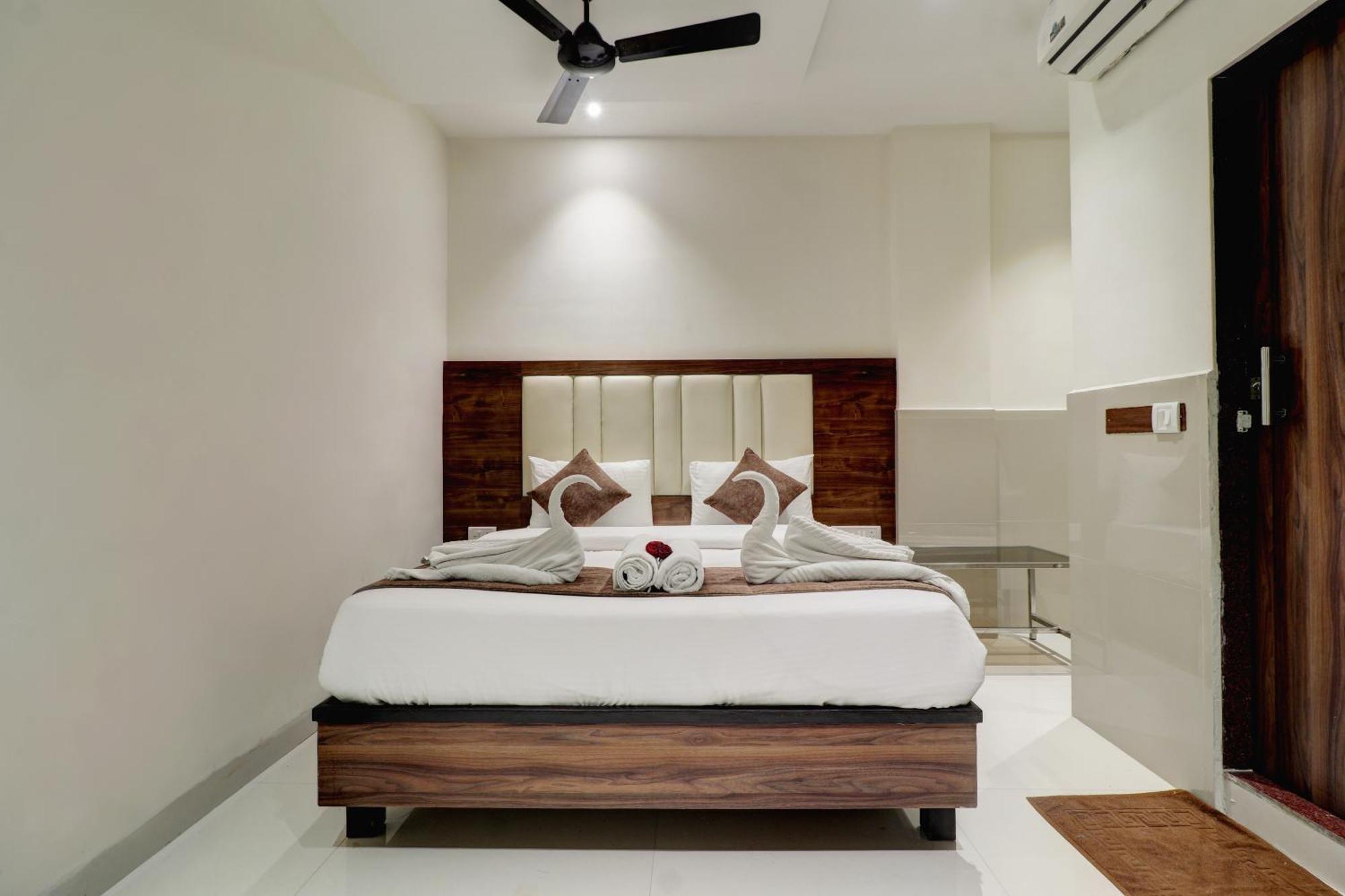 New Parimeet Residency Hotel Navi Mumbai Eksteriør billede
