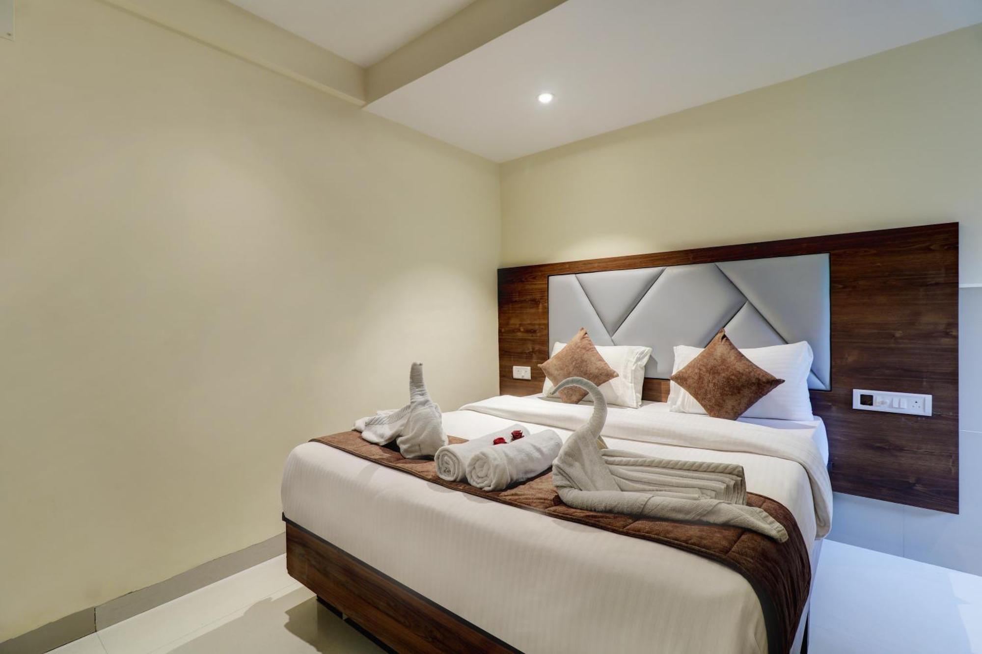 New Parimeet Residency Hotel Navi Mumbai Eksteriør billede