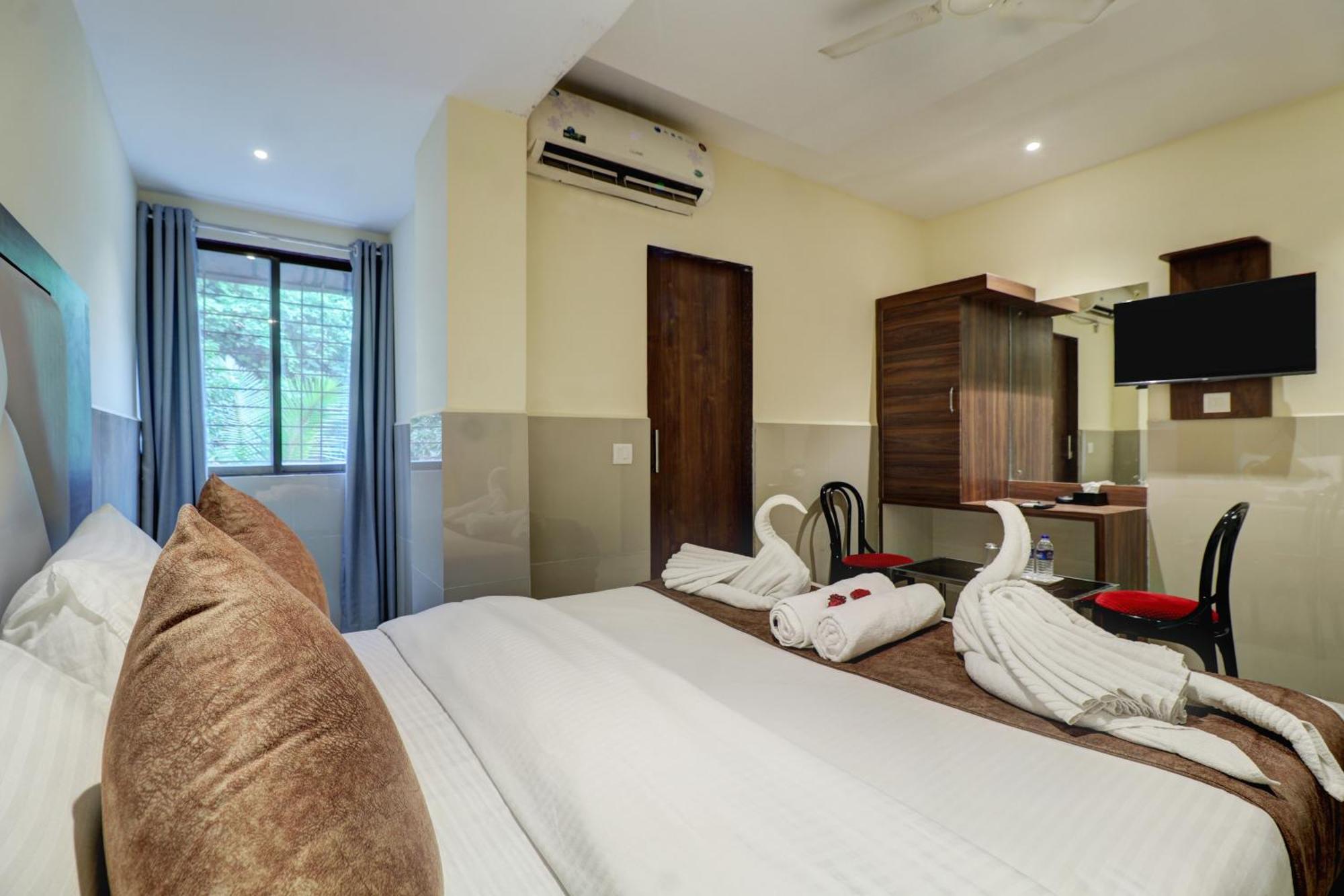 New Parimeet Residency Hotel Navi Mumbai Eksteriør billede